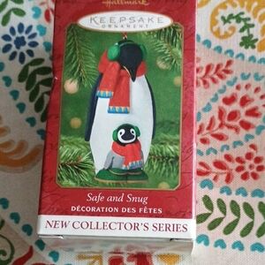 Hallmark Keepsake Safe and Snug 2001